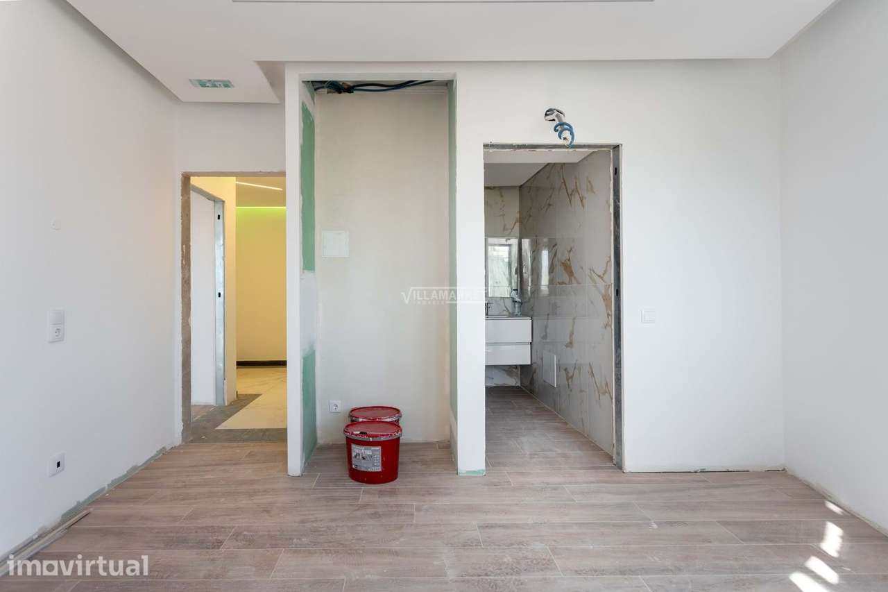 Charmoso Edifício Remodelado, Destinado a Alojamento com 30 Suites Mod - Grande imagem: 3/17