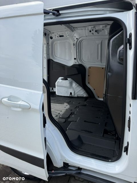 Ford Transit Courier - 3