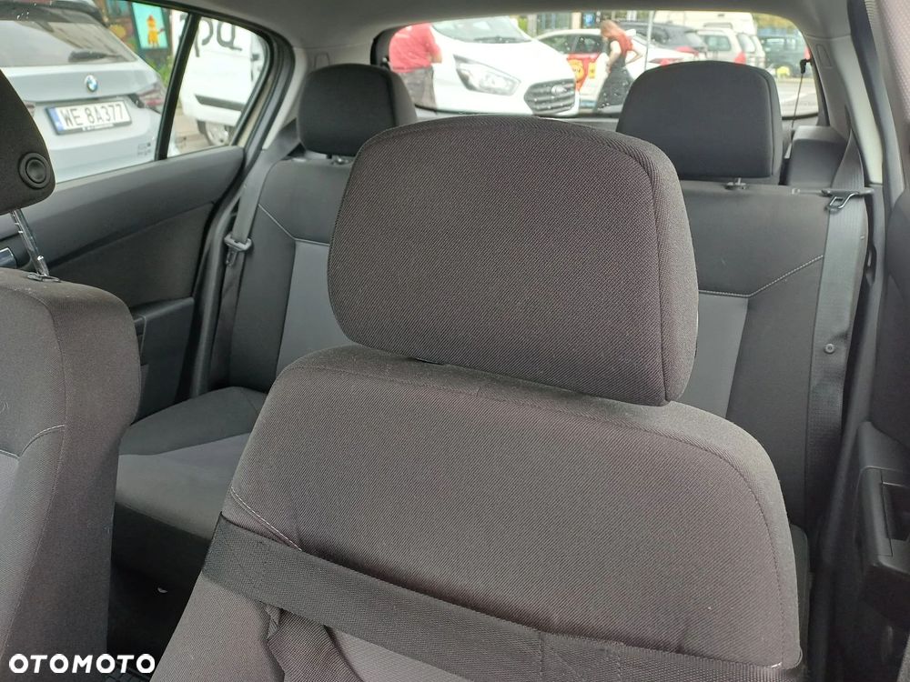 Opel Astra 1.4 - 7