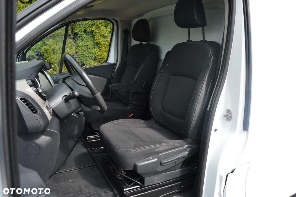 Renault Trafic - 27