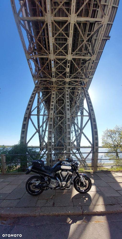 Yamaha MT - 1