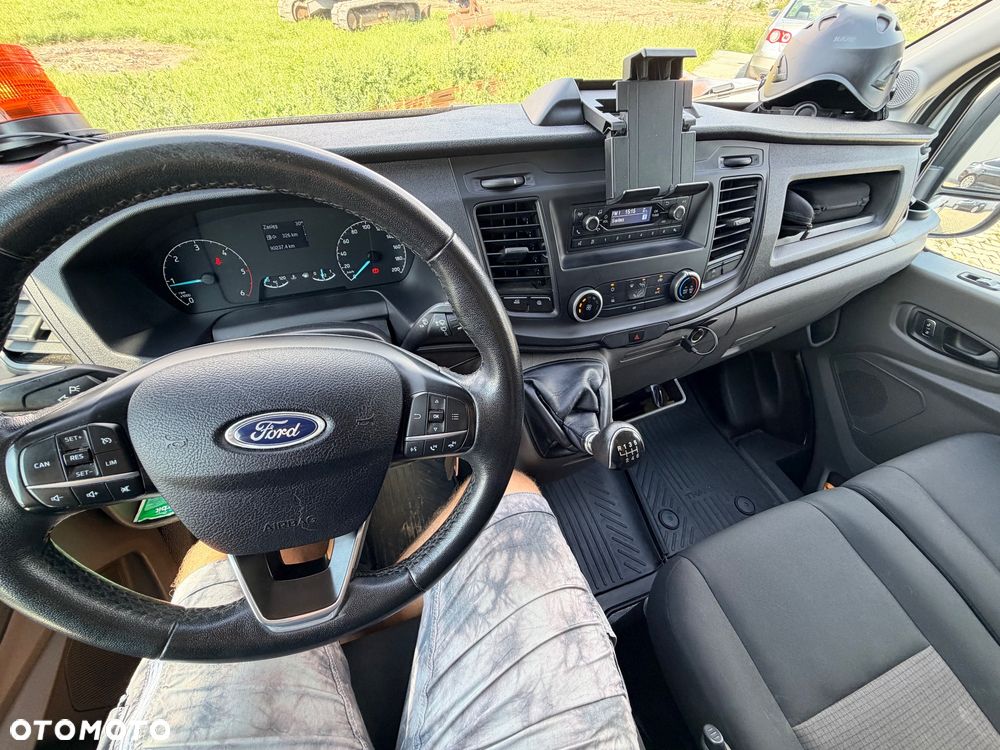 Ford Transit 350 - 10