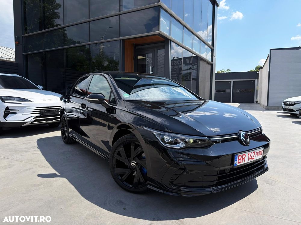 Volkswagen Golf 1.5 eTSI OPF DSG R-Line - 3