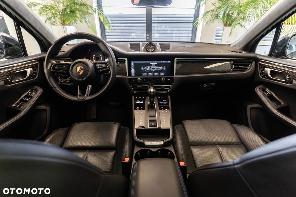 Porsche Macan - 11