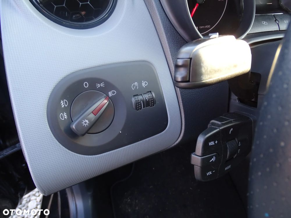 Seat Ibiza 1.2 12V Reference Viva - 24