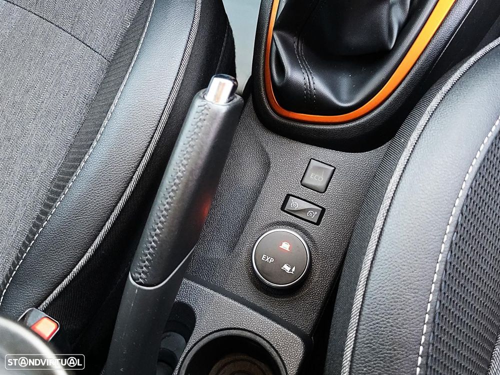 Renault Captur 1.5 dCi Exclusive XMOD - 23