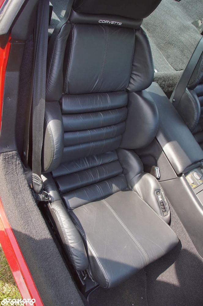 Chevrolet Corvette 5.7 - 11