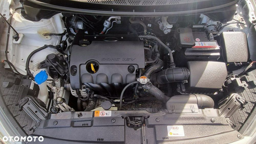 Kia Ceed - 10