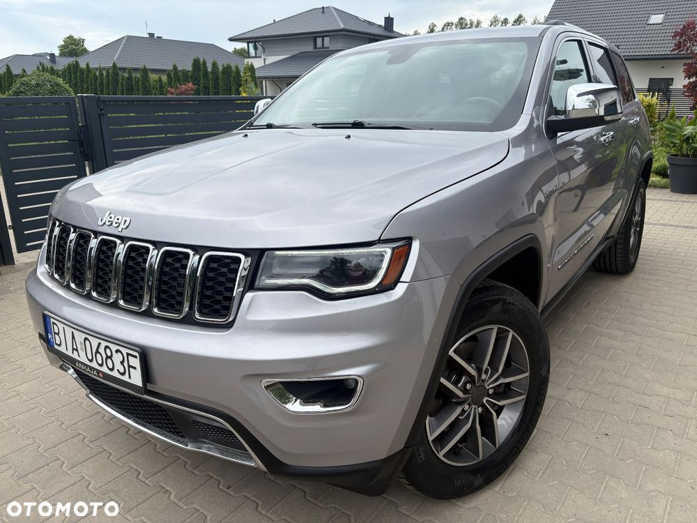 Jeep Grand Cherokee - 13