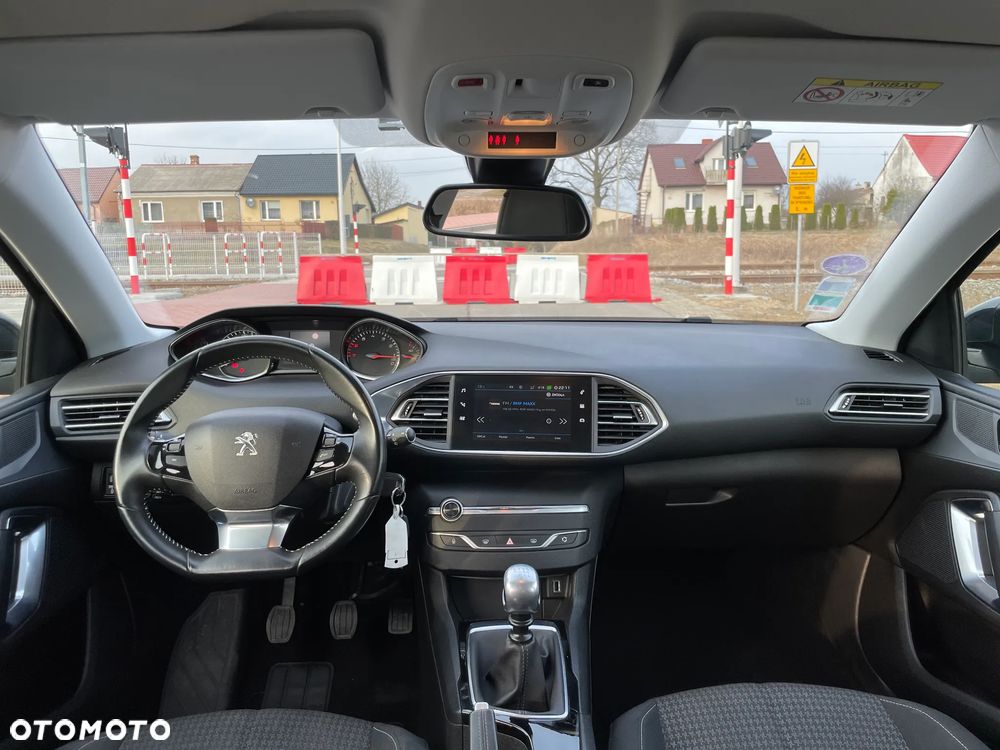 Peugeot 308 1.2 PureTech Active S&S - 10