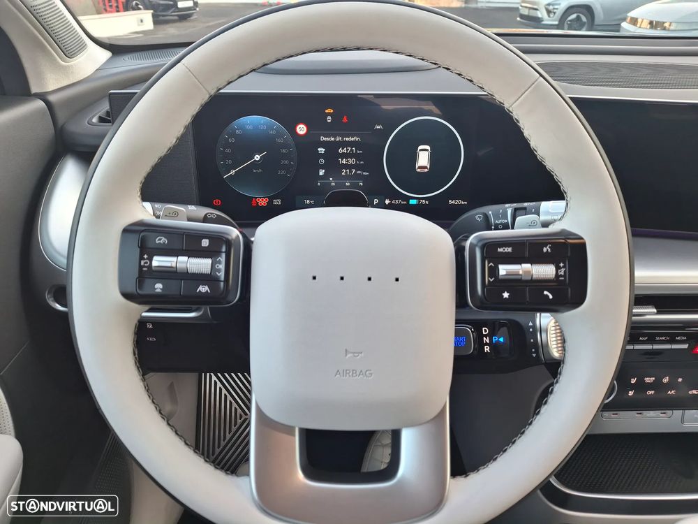 Hyundai Ioniq 9 110.3 kWh Calligraphy - 28