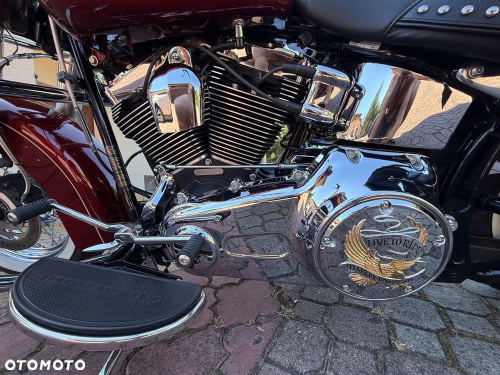Harley-Davidson Softail Heritage Classic - 29