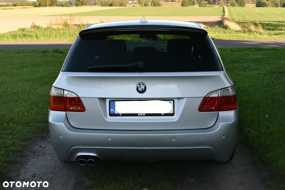 BMW Seria 5 530d - 24