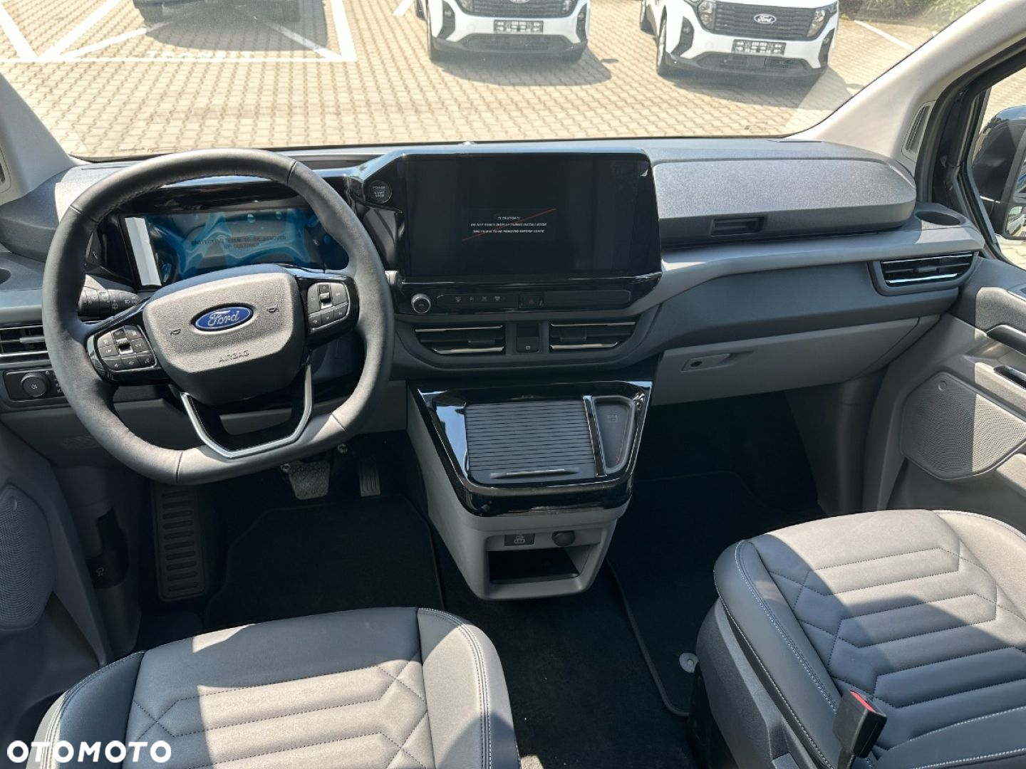 Ford Tourneo Custom - 10