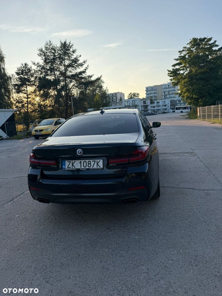 BMW Seria 5 520d xDrive MHEV M Sport sport - 5