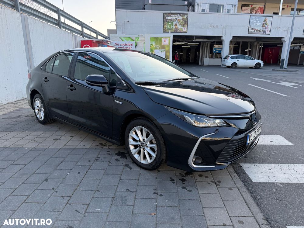 Toyota Corolla 1.8 HSD Business - 3