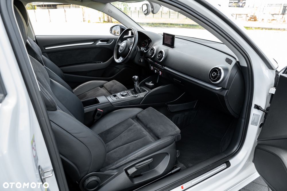 Audi A3 3-drzwiowe - 33