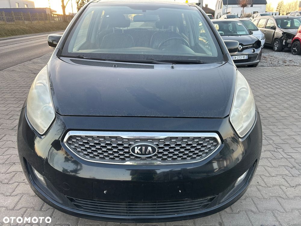 Kia Venga - 16