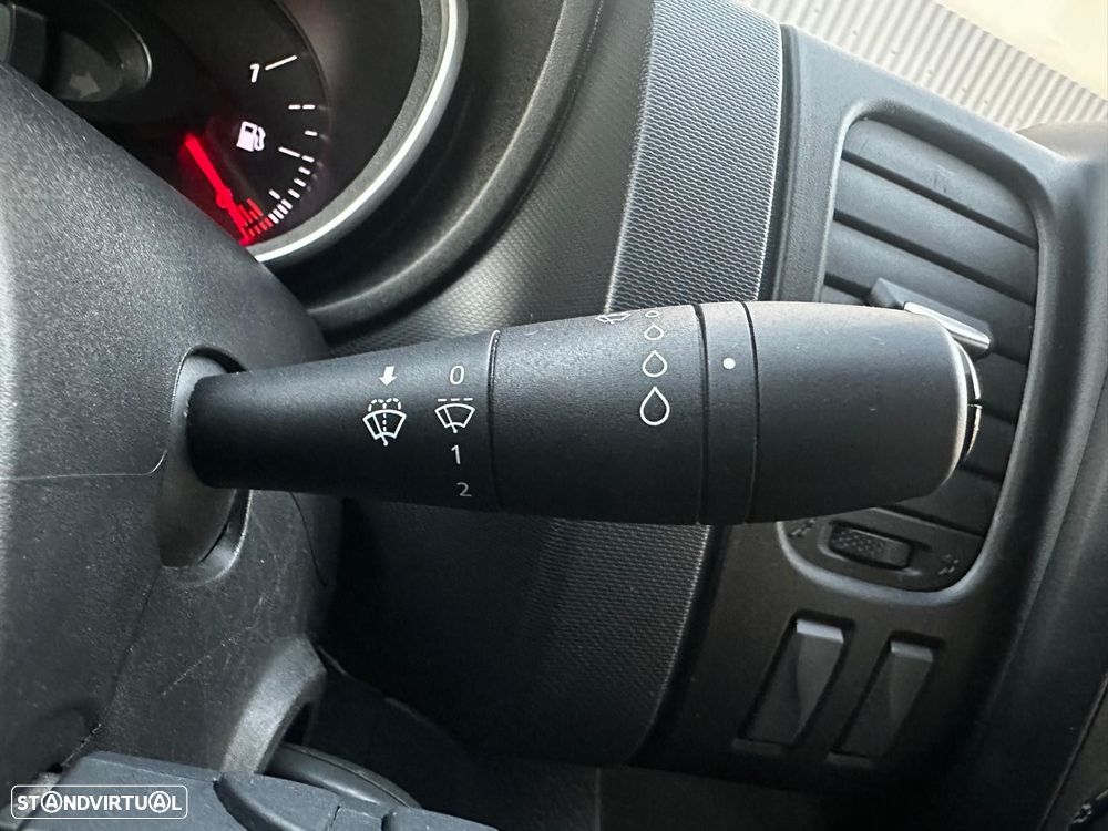 Renault Trafic 2.0 dCi L2H1 1.2T - 16