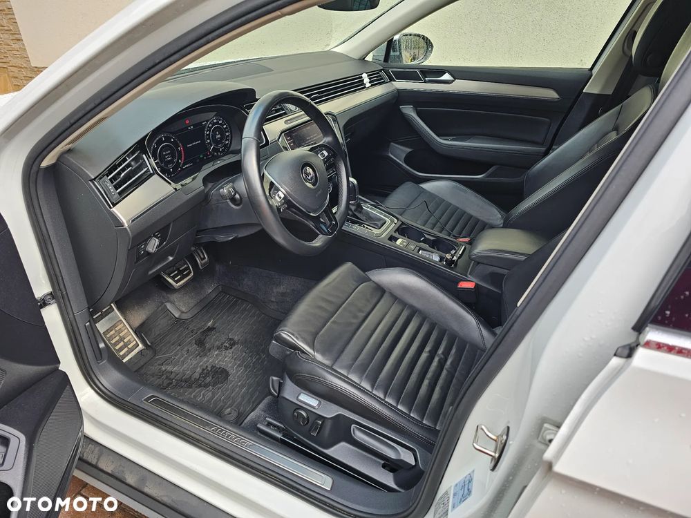 Volkswagen Passat 2.0 TDI BMT 4Mot Highline DSG - 34