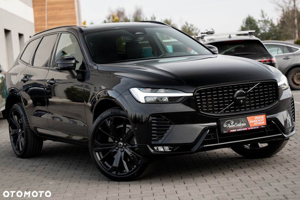 Volvo XC 60 B5 B AWD Ultimate Dark - 4