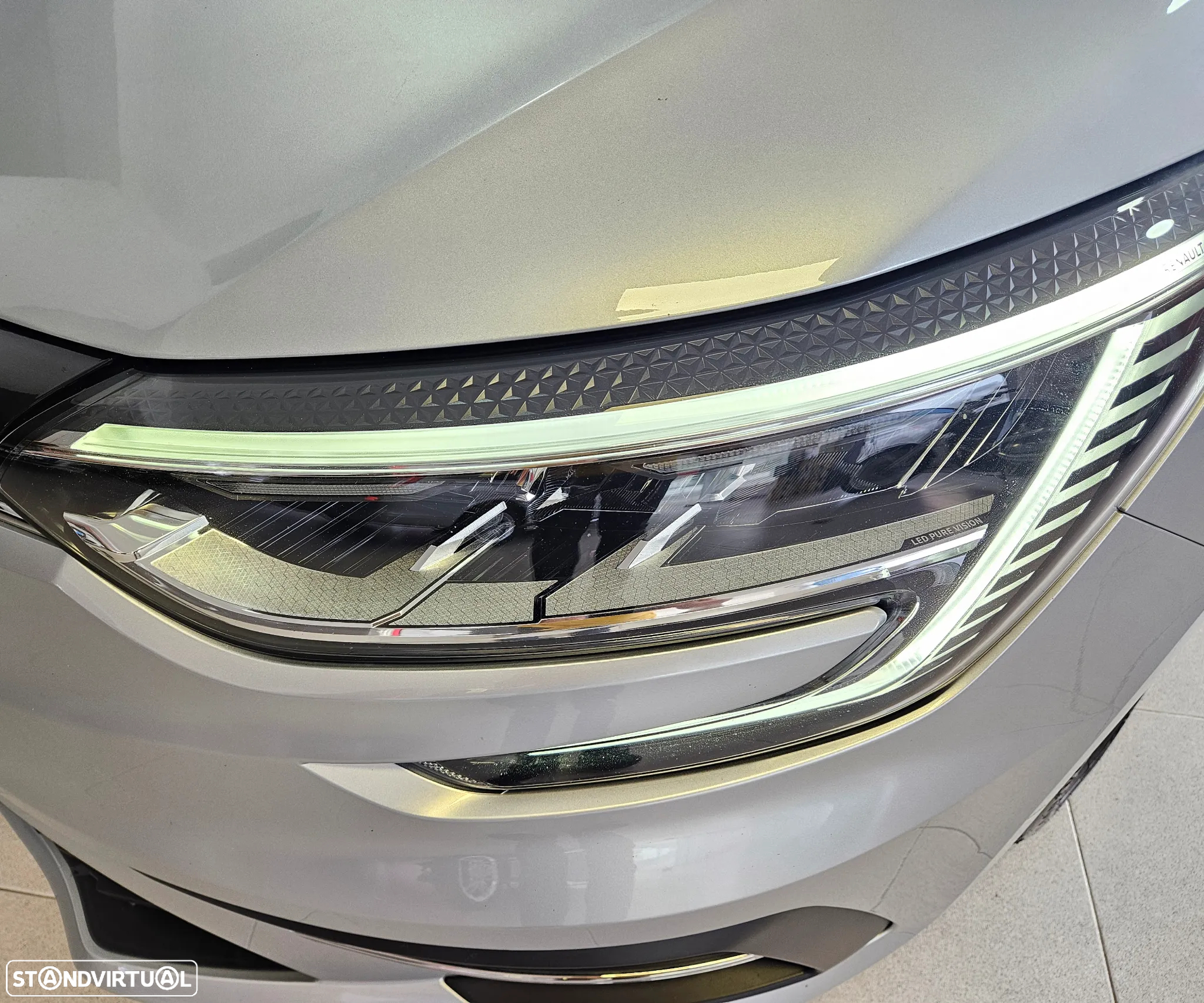 Renault Mégane Sport Tourer TCe 115 GPF ZEN - 14