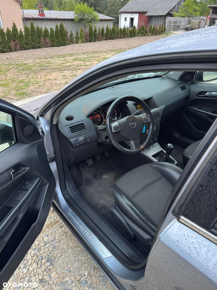 Opel Astra - 11