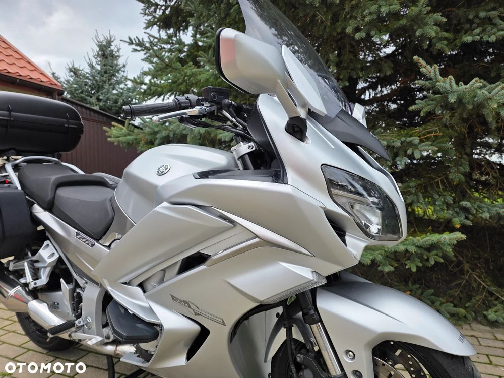 Yamaha FJR - 39
