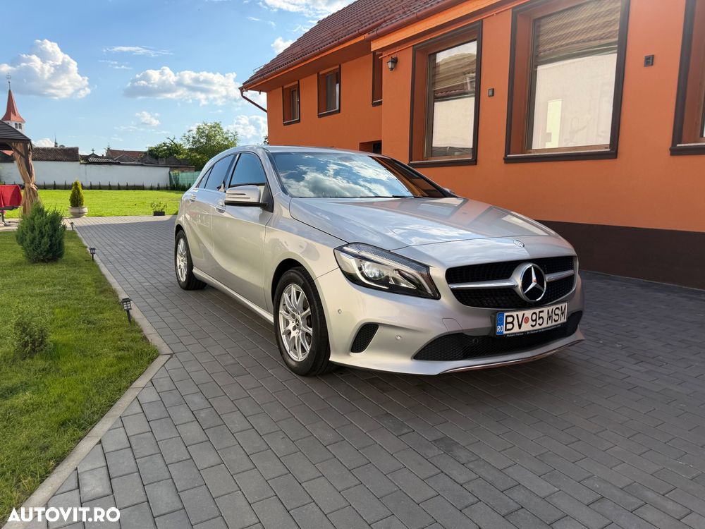 Mercedes-Benz A 200 7G-DCT - 3