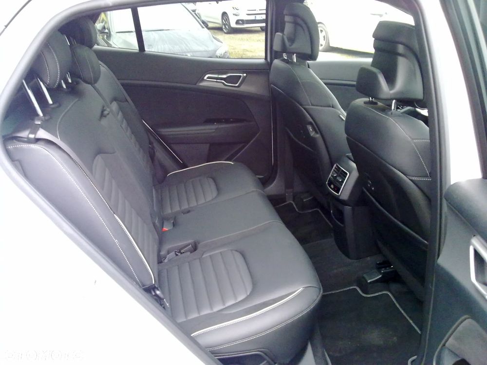 Kia Sportage 1.6 T-GDI 2WD Eco-Dynamics + (48V M-H) DCT GT-Line - 26