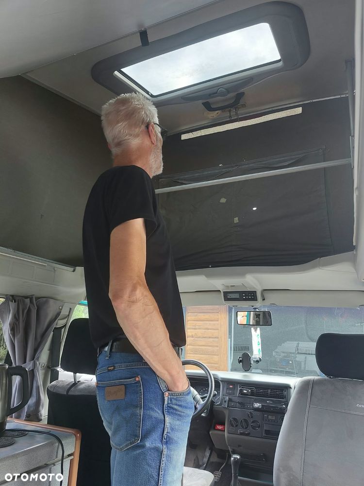 Volkswagen California - 28