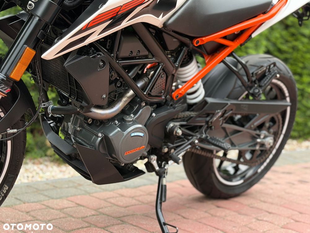 KTM Duke 125 - 17