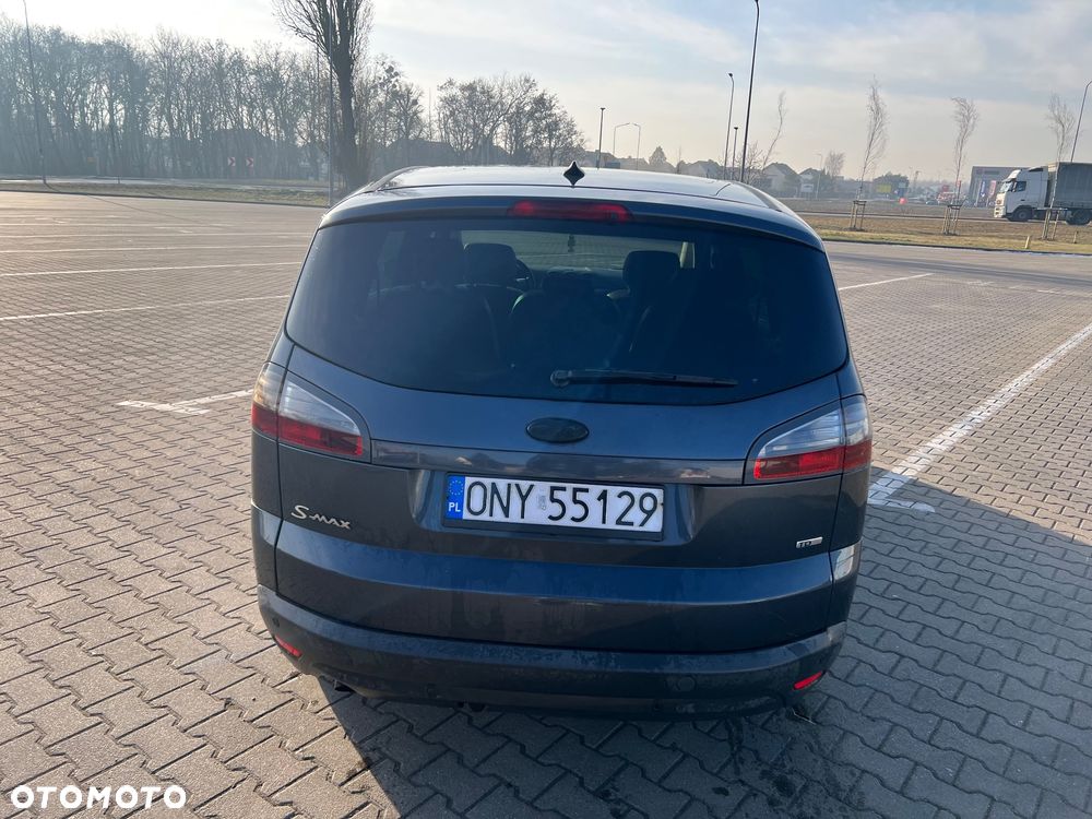 Ford S-Max 2.0 TDCi DPF Titanium - 4