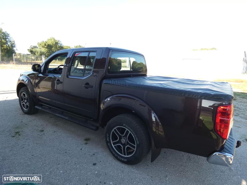 Nissan Navara 2.5 dCi CD XE P.Comfort 4WD - 4