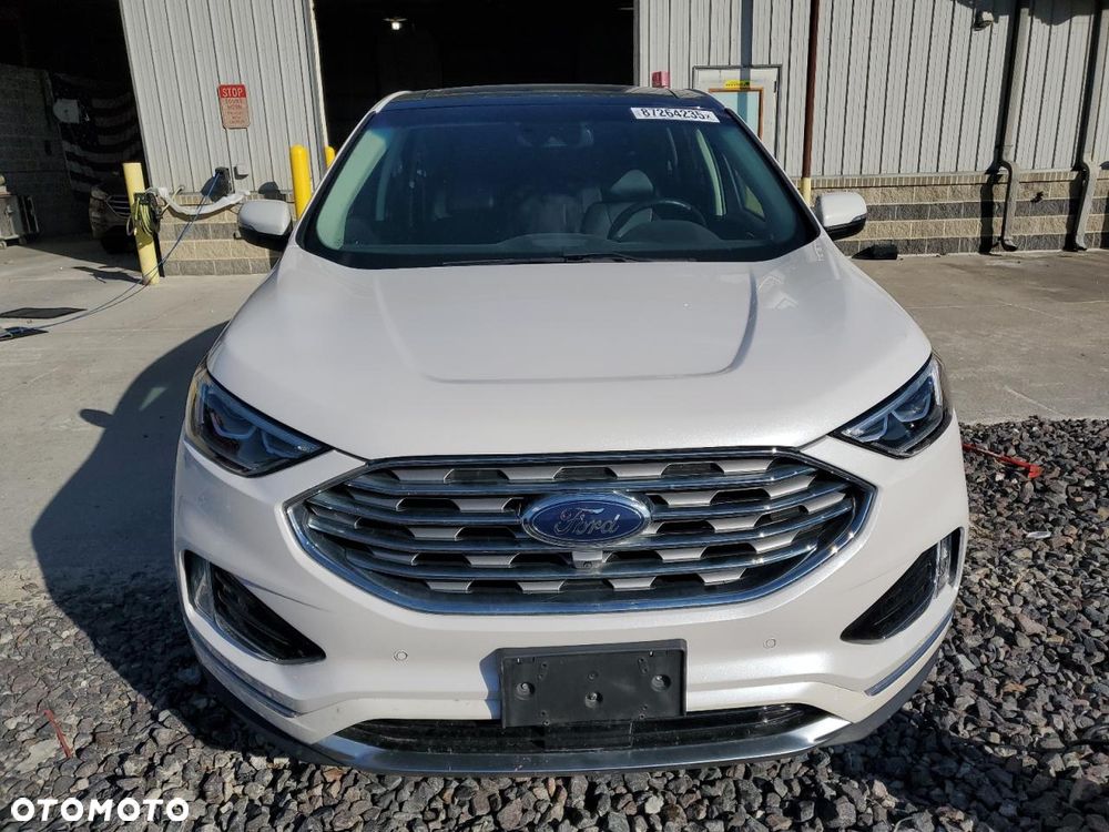 Ford Edge - 3