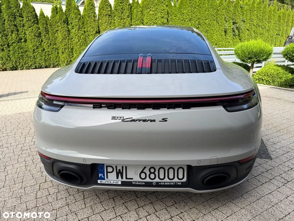 Porsche 911 - 4