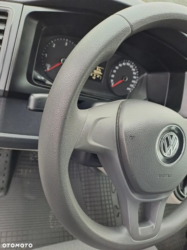 Volkswagen Transporter - 10