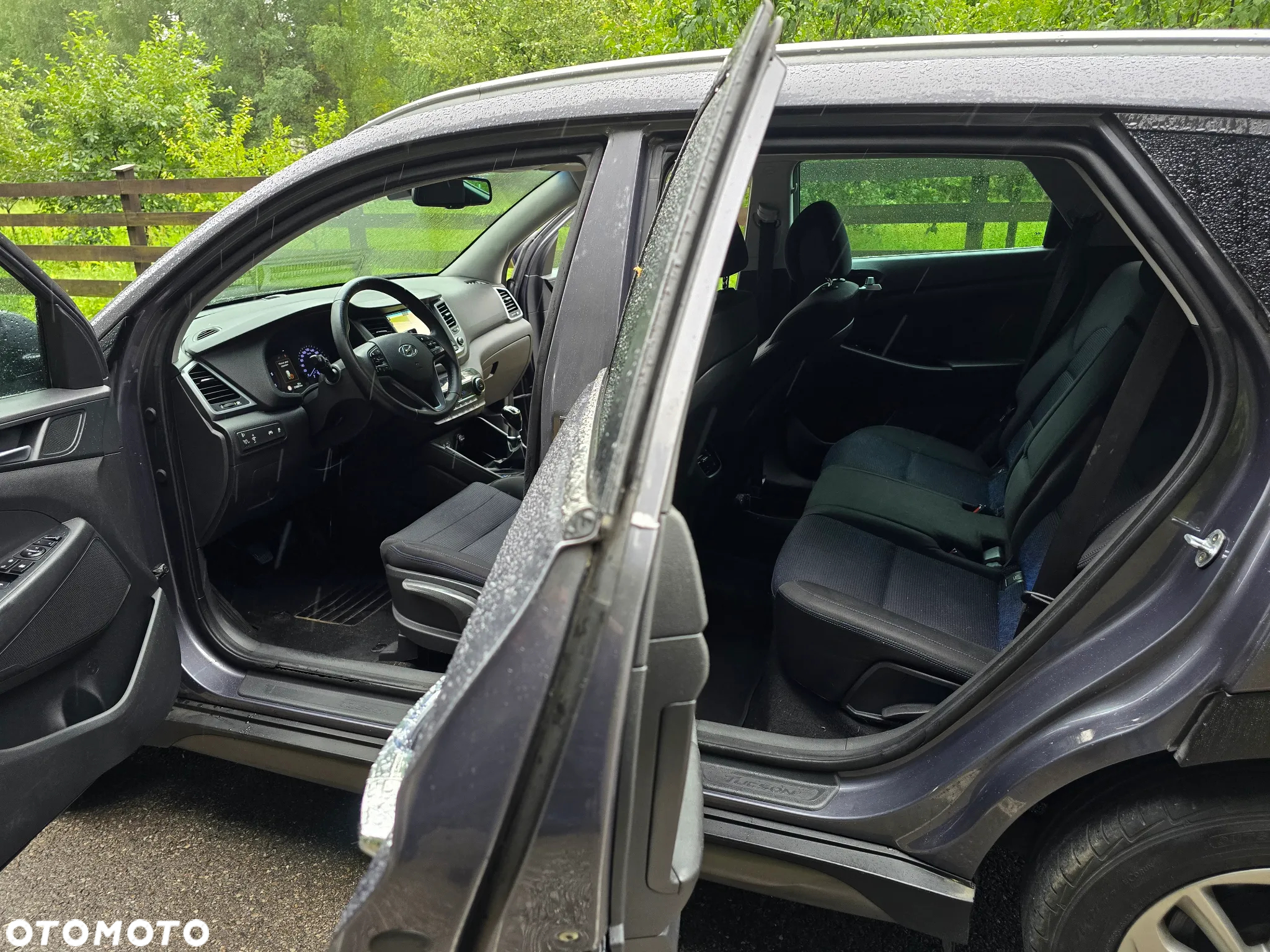 Hyundai Tucson 1.7 CRDI BlueDrive Style 2WD - 18