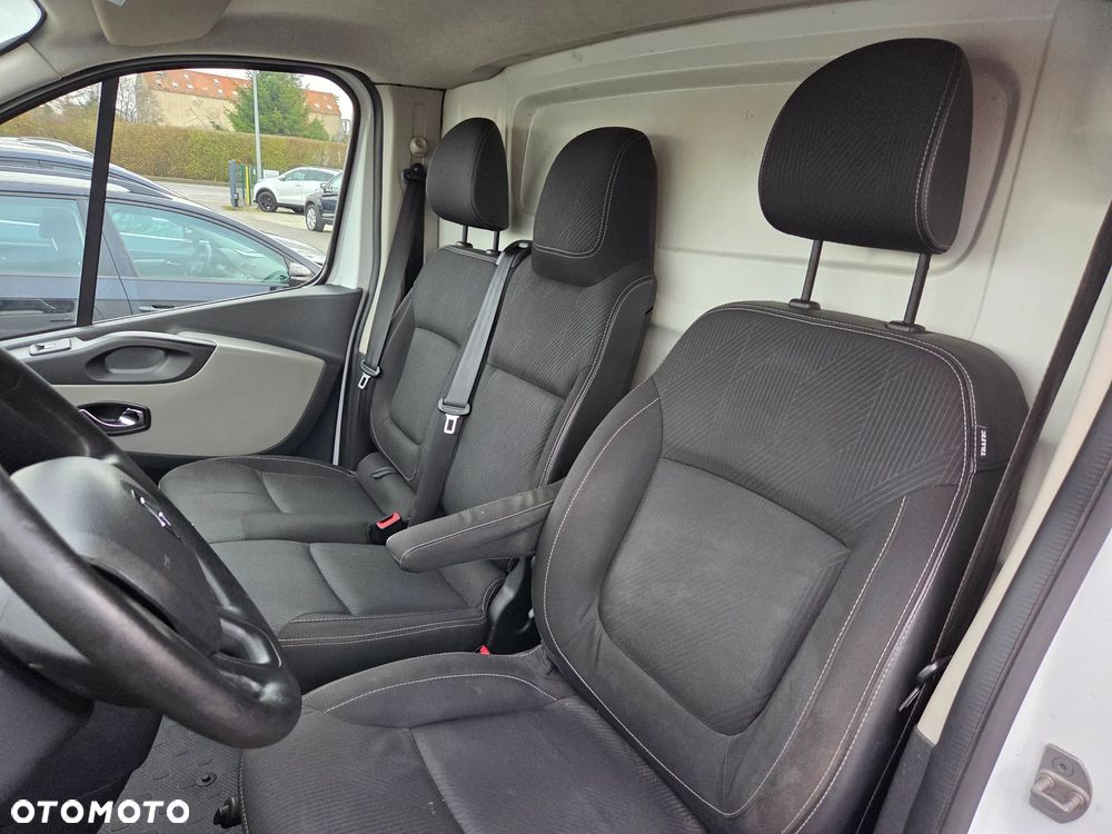 Renault TRAFIC - 15
