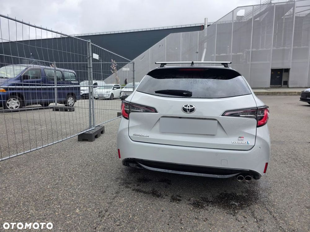 Toyota Corolla 2.0 Hybrid GR Sport - 9