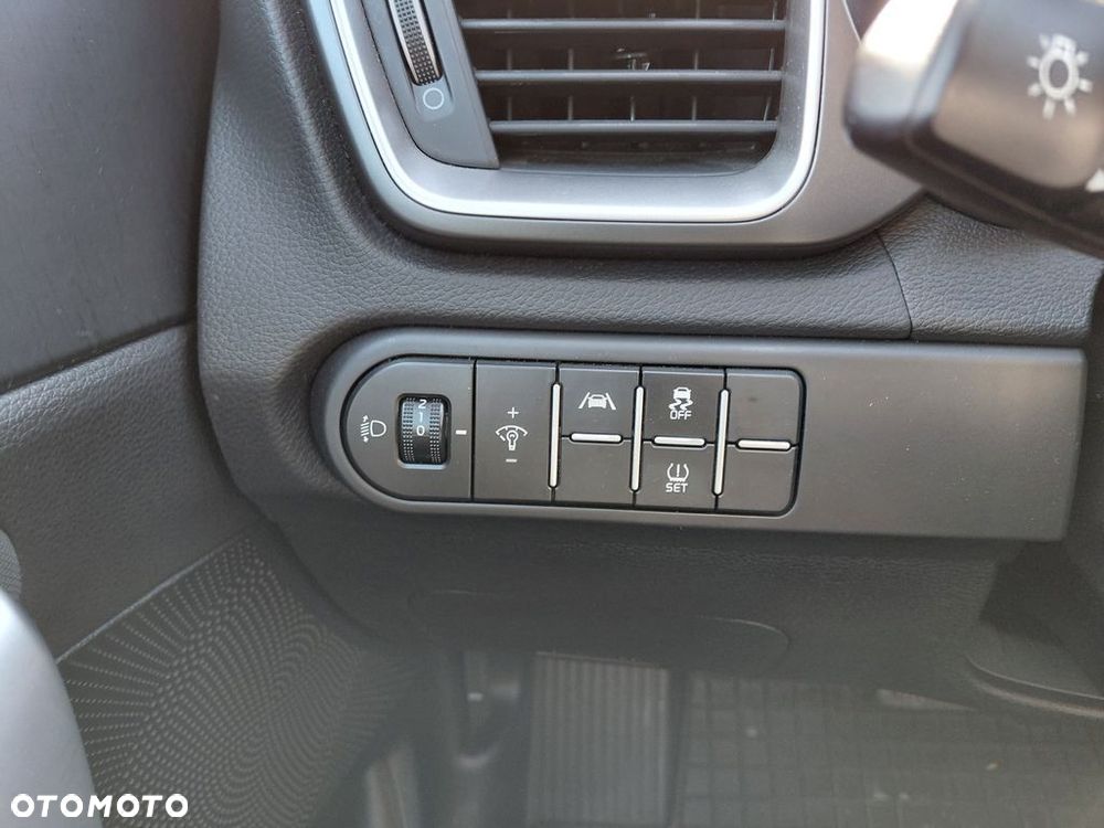 Kia Ceed 1.5 T-GDI M DCT - 14