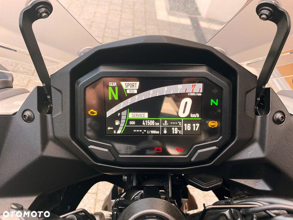 Kawasaki Ninja 1000 SX - 8