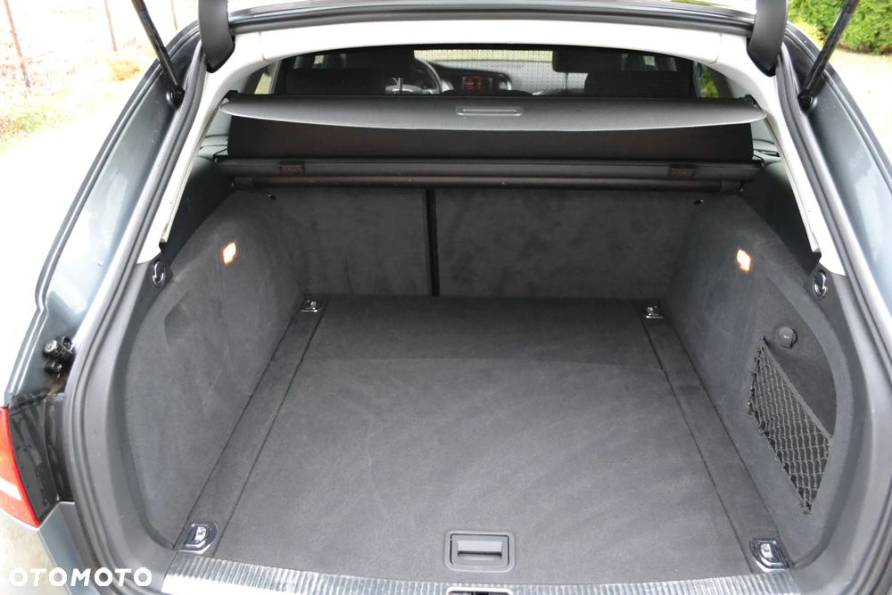 Audi A4 Avant - 25