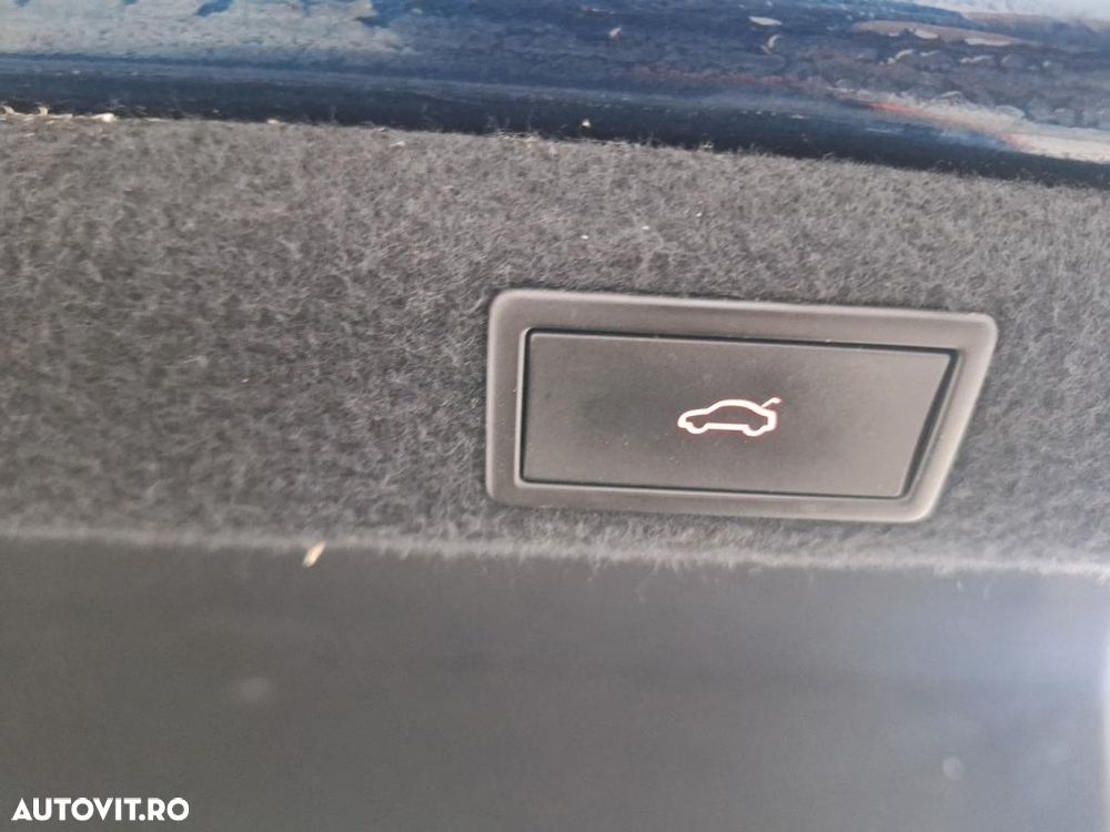 Skoda Superb Combi 2.0 TDI DSG Style - 4