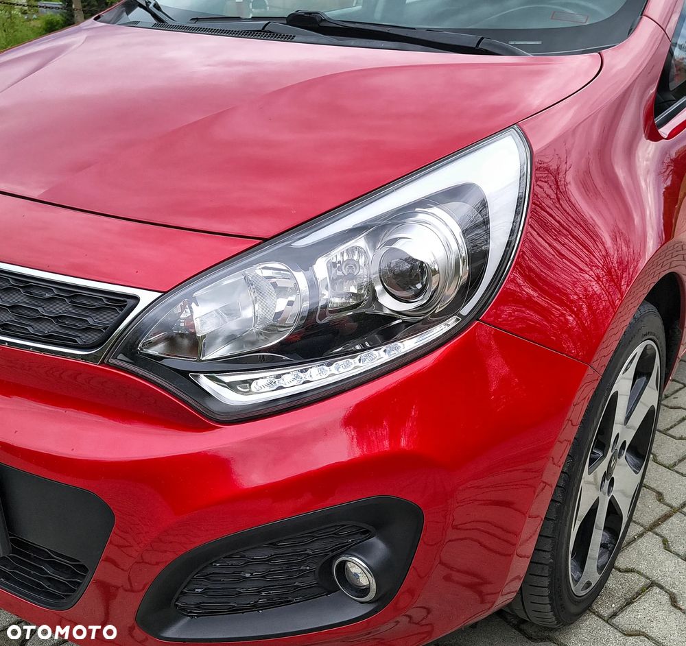 Kia Rio - 25