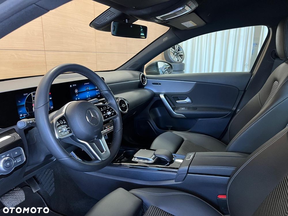 Mercedes-Benz Klasa A 200 7G-DCT - 14