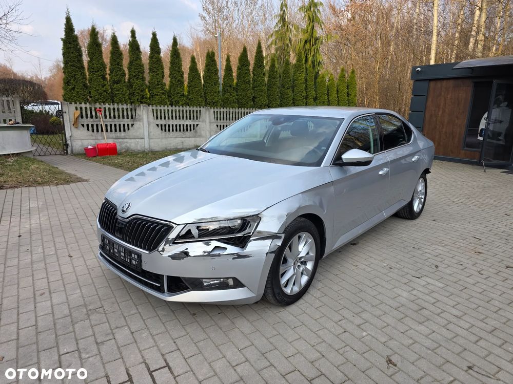 Skoda Superb 1.5 TSI ACT Ambition - 4