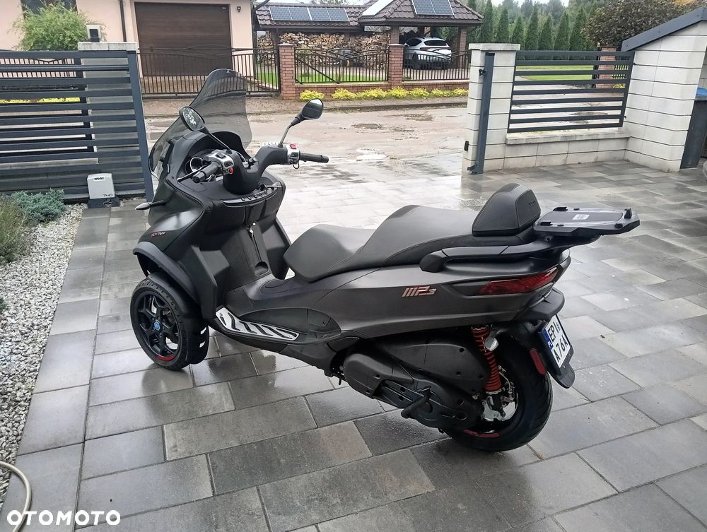 Piaggio MP-3 - 5
