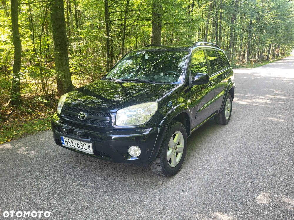 Toyota RAV4 - 1