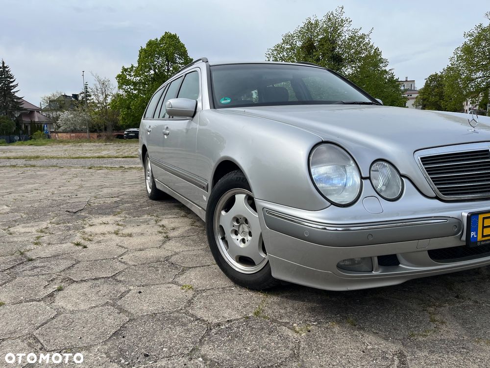 Mercedes-Benz Klasa E - 4